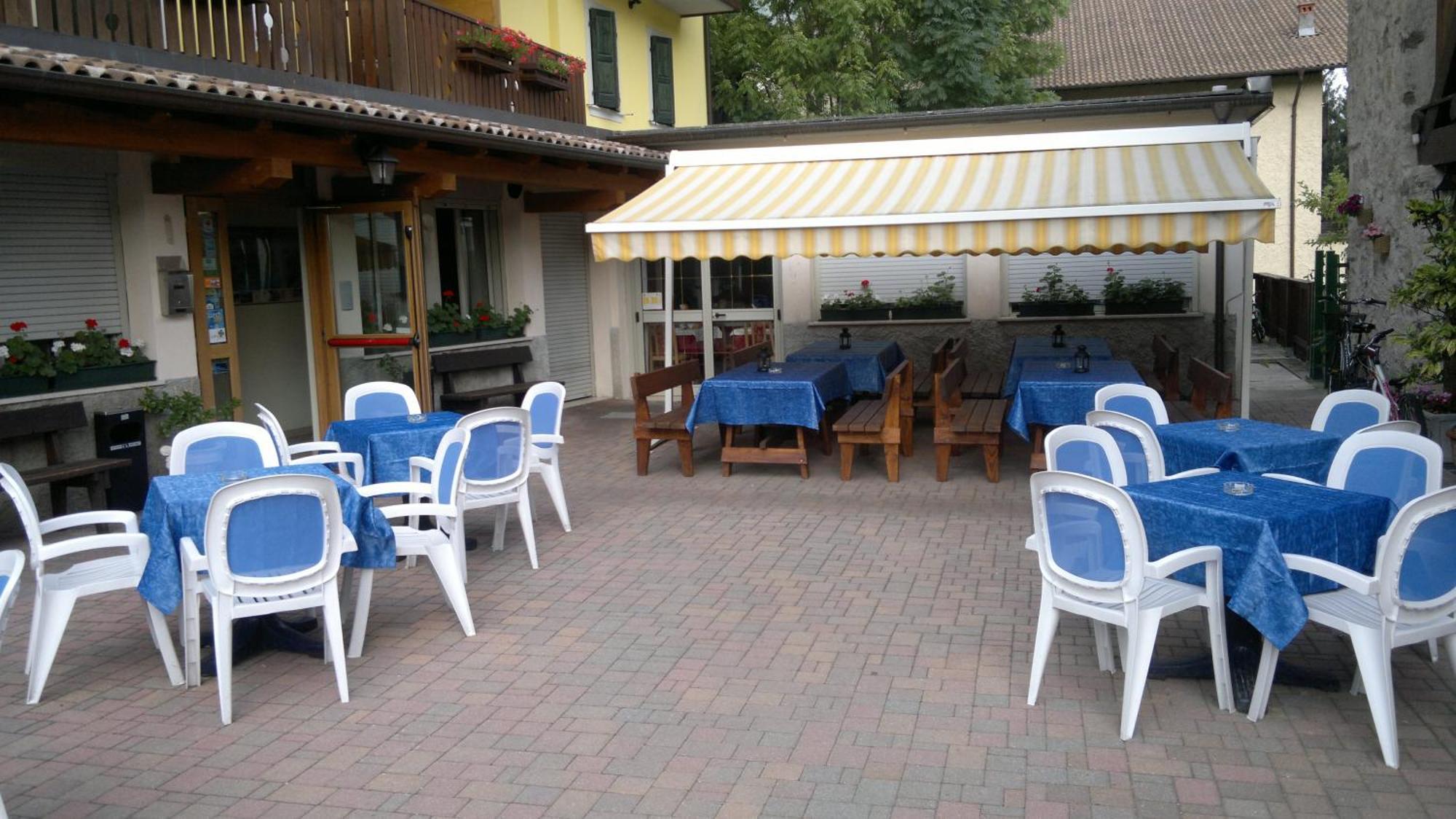 Albergo Maggiorina ベッツェッカ エクステリア 写真