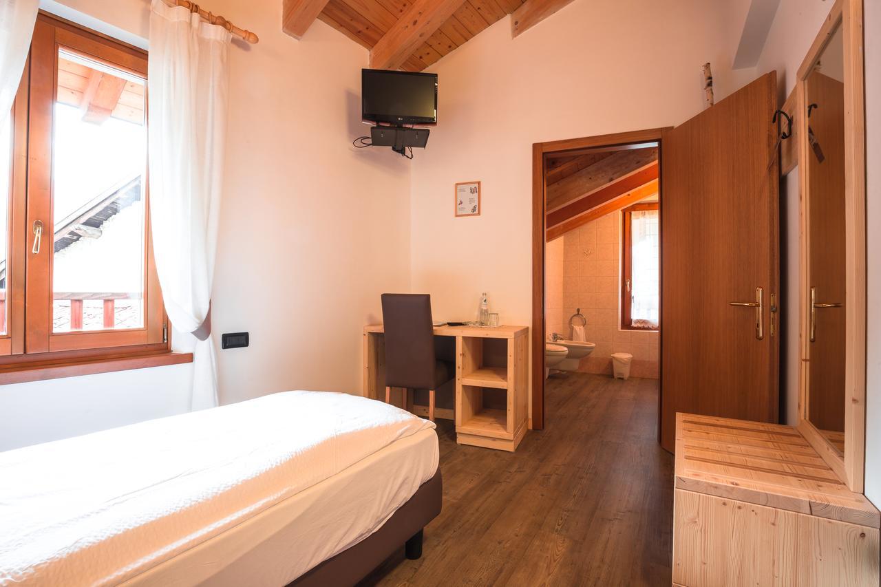 Albergo Maggiorina ベッツェッカ エクステリア 写真