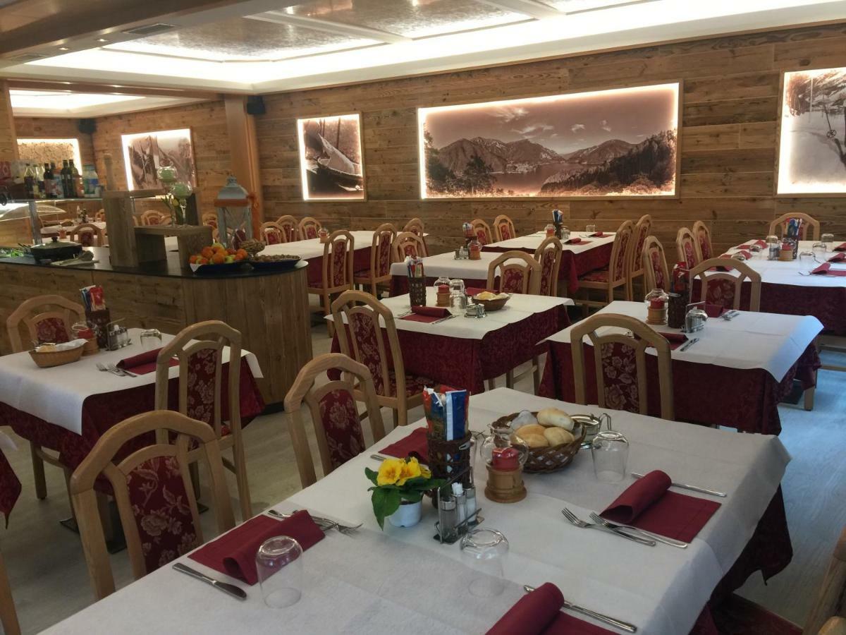 Albergo Maggiorina ベッツェッカ エクステリア 写真